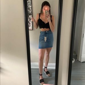 never worn calvin klein jean skirt